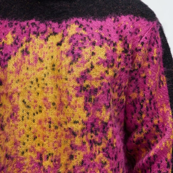 Vibrant Pink and Yellow Crewneck Sweater with Soft Texture - Picture 8 of 11
